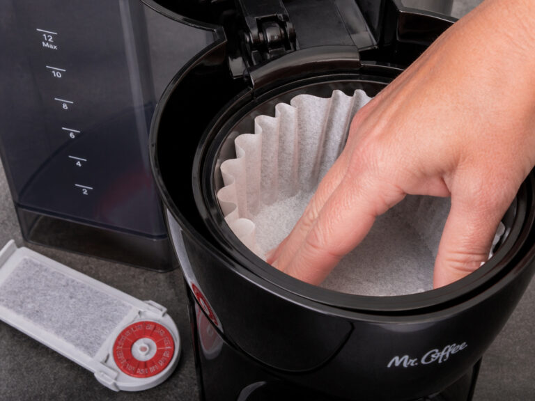 How to Work a Mr Coffee Maker: Correct Water & Filter Steps