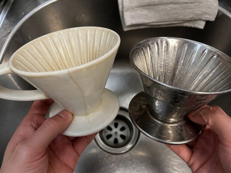 Choosing a Coffee Dripper: Ceramic vs Stainless Steel Guide